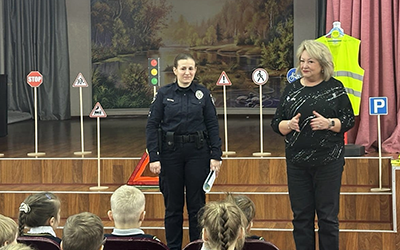 Захід для учнів 1-их класів “Стань видимим у темряві”